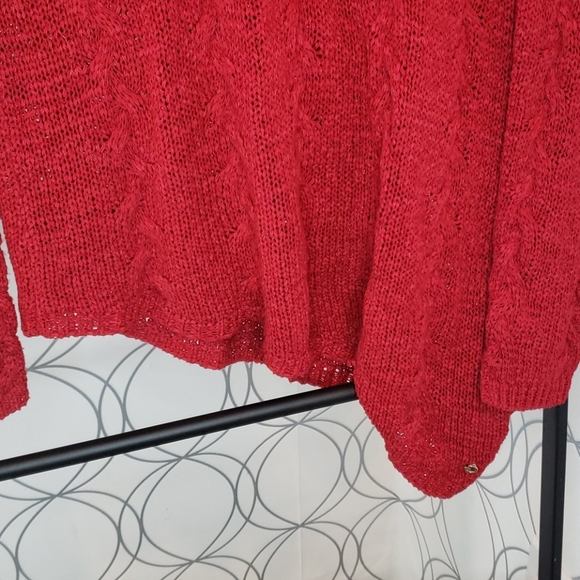 Euc G by Guess red asemmetrical cable knit sweater - Picture 4 of 6